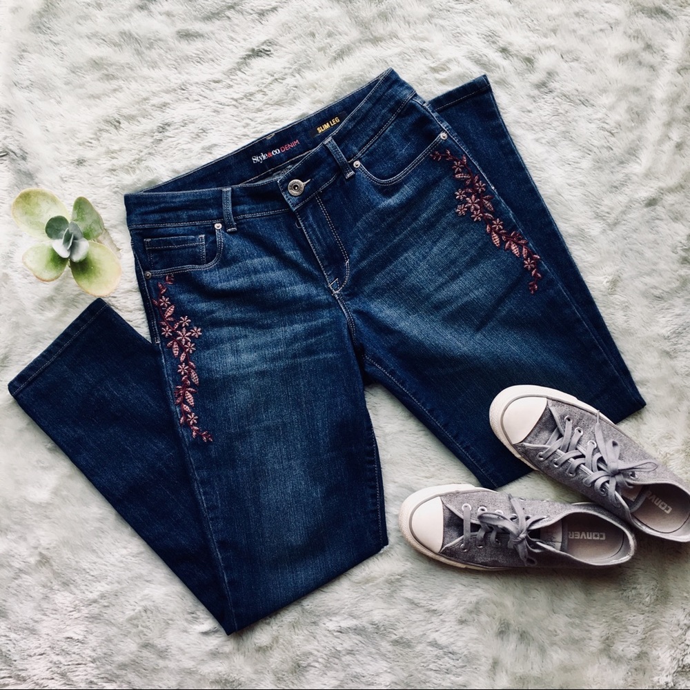 💛Host pick💛 Style & Co. | embroidered jeans